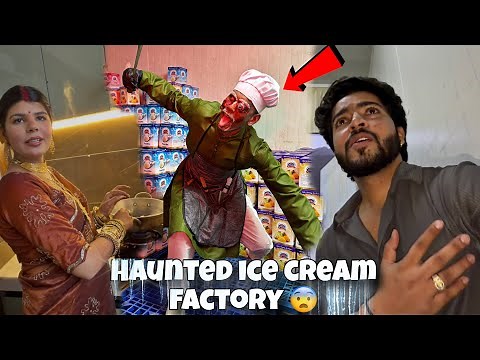 Ice cream factory mai ye kya mil gaya 😨