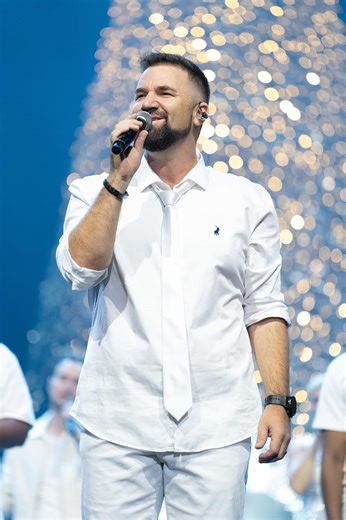 16K views · 248 reactions | Another spectacular SPAR Carols by Candlelight comes to an end, and the countdown to the next one begins.朗 Thank you to everyone who was a part of our favourite festive event! #SPARJacaCarols #SPARJacaCarols25 SPAR Inland | Jacaranda 94.2 | Facebook