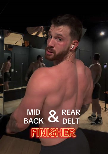 🏹 Rear-delt focused finishers hit more than just shoulders 🦾 Rear delts assist heavily in horizontal abduction and shoulder extension, which overlaps with mid-back muscles like the rhomboids and mid-traps 🧠 Pre-fatiguing the rear delts reduces their ability to dominate the movement, forcing greater mid-back recruitment during banded pull-aparts 🔥 Banded pull-aparts emphasize scapular retraction, keeping tension on the mid-back while the already-fatigued rear delts stay under continuous load 