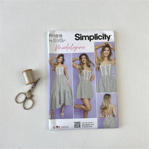 Gunne Sax Style Dress Sewing Pattern: Simplicity R11818, Size 18-26 (Uncut Factory Folded)