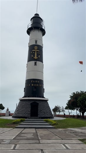 El Faro de la Marina #lima #peru #peruanosenespaña #limaperu #peruanosenchile #peruanosenitalia #peruanosenelextranjero #peruanosenusa #limaperú #peruanosenelmundo | Limasinfiltro4k