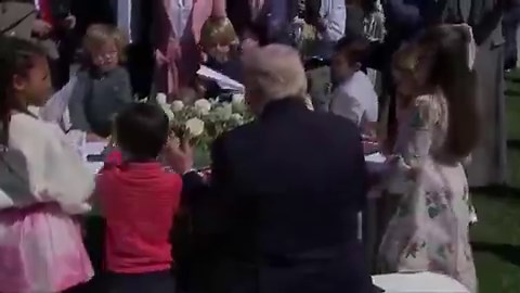 Nothing is funnier than Trump talking sh1t about Biden to a bunch of toddlers. "You can sell my autograph for $25K on ebay...Biden was incapable of signing his name so he'd use an Autopen..." 😂😂😂