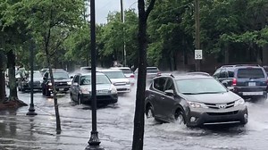 CHARLESTON, SC: Current conditions of East Bay Street near America Street. 🛣🚙 @MegMRivers | Trooper Bob - ABC News 4 Traffic Tracker