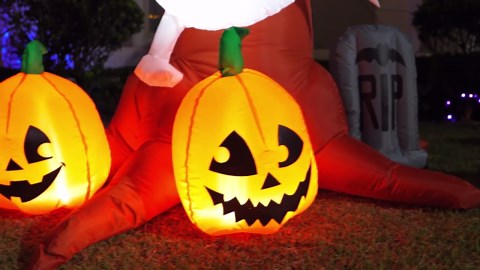 Joyfy Syncfun 8 FT Halloween Inflatable Scary Tree with Ghosts, Pumpkins, and Tombstone 30048