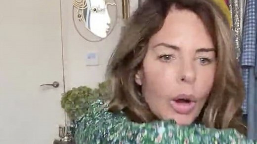 Trinny Woodall accidentally flashes during Instagram live