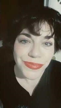 COMUNICACIÓN AUDIOVISUAL Importantísima la luz ,,para salir en tus videos divina , bella y ..