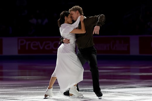 Fresh off team gold win, Chock and Bates look to medal in ice dance
