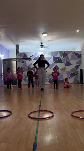 1.5K views |  divirtiéndonos un poco con las babys 並 #dance #dancestudio #dancers #coreography #angellydancestudio #kids #danceclass #jazzdance #ballet #dancerecital #babyballet | Studio Angelly Dance | Facebook