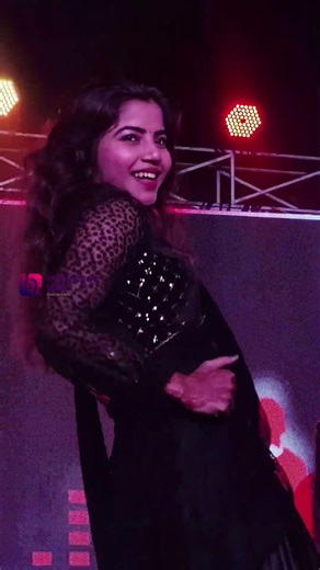 Watch Dancer Vinni Stunning Dance Highlights: Veyira Cheyyi Veyira Song! #shorts #event #massjathara