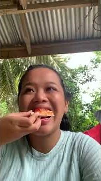 Goddess Eureka Eating Pizza