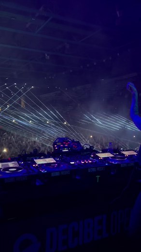 Decibel: Celebrating Deborah Deluca's Impact on Music