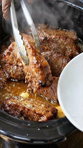🔥 Slow Cooker Garlic Butter Beef Roast (Tender Juicy Beef Slices)