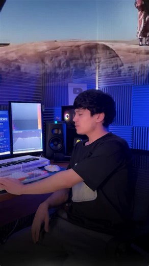 Anvarjon Toshmurodov | Bu ashulalar yashashi kerak ❤️‍🩹 @hosila_singer | Instagram