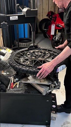 Ted fitting the Mitas Moto ADV trail 🩶