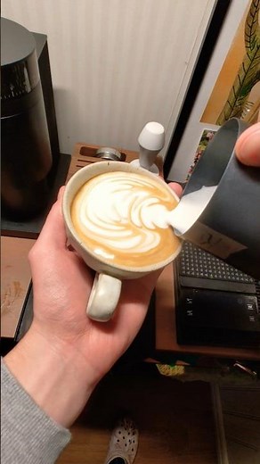 Making a Coffee #Latte #espresso
