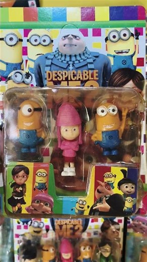 Edith & Minions 🎶 Dora Song Playing