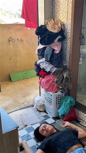 Blogueirinha do Lar | Thayná Raissa on Instagram: "Rotina após viagem • • • #explore #donadecasa #limpeza #rotina #bagunça #explorar #explorepage✨ #explorer"