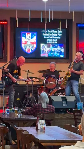 At @the_friar_tuck_florida friar tonight certifying the unannounced...