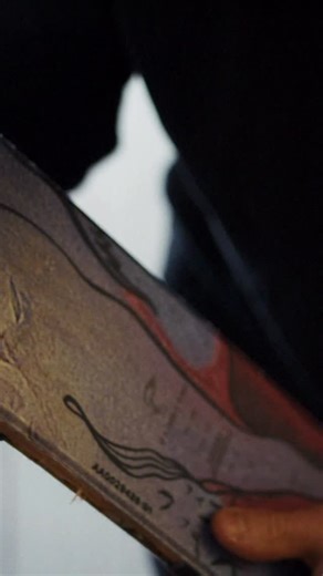 Real Skifi on Instagram: "Creating the DIY edgeless ski – upcycling at its best. Go watch the full video now, link in bio! #realskifi #diyedgeless #upcycling"