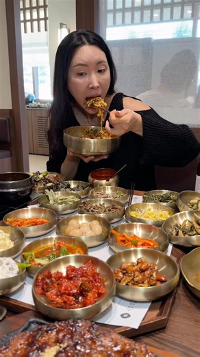 조치원 20첩 나물비빔밥 15,000원 #송은정보리밥 가장 유명한 전통 보리밥 한상보여주는#조치원맛집 #조치원한정식 #조치원역맛집 #세종맛집