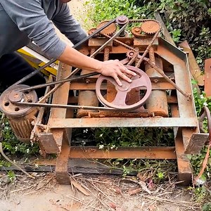 Project To Restore A Vintage Woodworking Machine That Was Rusted And Left In A Landfill For Many Years | WT TH Woodworking