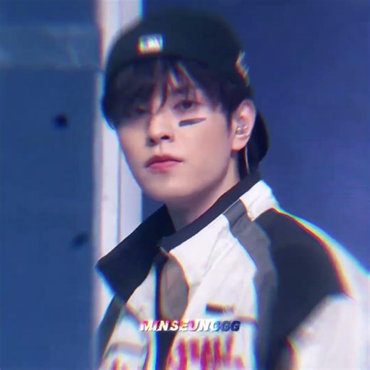 YOU AIN’T MY BOYFRIEND 😭#seungmin #kpop #trending #shorts #boyband #fypviralシ