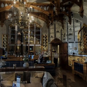 7.8K views · 173 reactions | Whether you're diving into a good book or catching up with close friends, we've got the perfect place to do it 殺 | Warner Hotels | Facebook