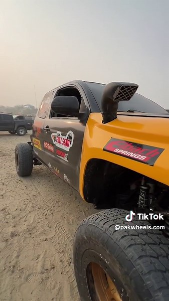 Raja Ka Tacoma! Custom Racing Build - Pakistan Thal Rally 2023