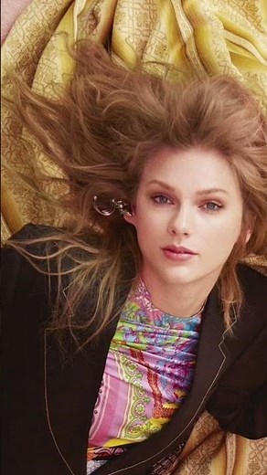 Taylor’s photos I have never seen p3! #singer #swiftie4ever