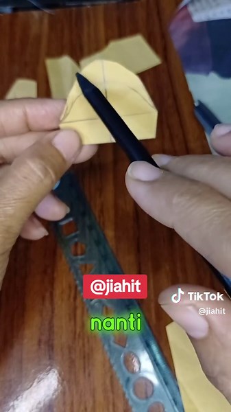 Tutorial Membuat Pola Dress Over Slag Belt