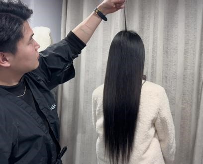 刚出炉的接发效果，发量王者回归！平时1000 今天冰点价599同城姐妹带图问价，别不好意思！#发量惊人 #接发前后对比 #显脸小