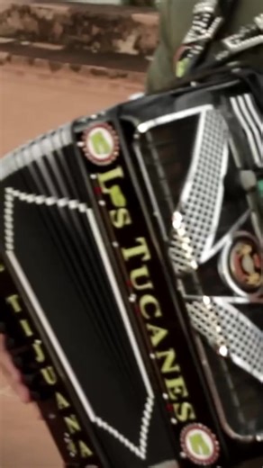 Me Gusta Todo De Ti.. “Amor Compartido” @LosTucanesDeTijuana #MasterQMusic #LosTucanesDeTijuana