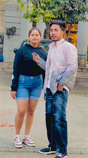 Ye kya bol diya 😂😂 #prankvideo #funnyprank #viralshort #shortsvideo #shortsfeed