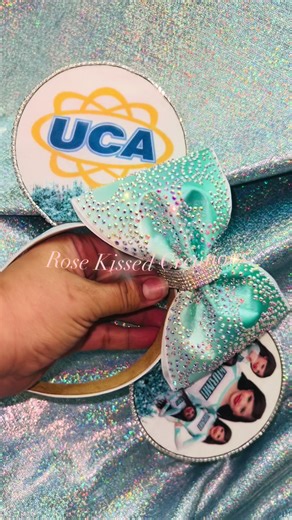 NEW DESIGN 🚨✨ Custom Disney Cheer Ears that scream main character energy 💁‍♀️🏰 Turn heads all park long and switch up your bow every single day of your stay! One pair, endless looks—because basic ears? Not on this trip 😜🎀 #rosekissedcreations #fyp #rkcreations