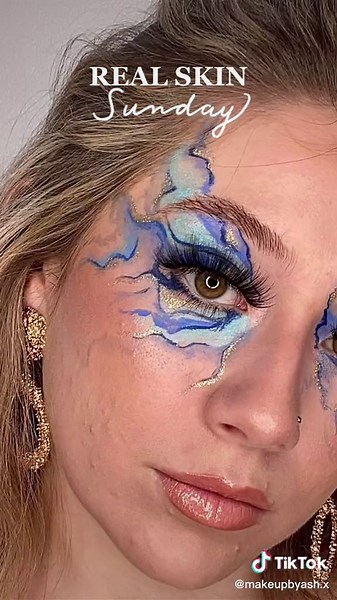 Real skin isn’t perfect✨ you are gorgeous as you are!💛 #realskinsunday #realskin #realskin #realskinchallenge #realskintexture #texturedskin #skintexture #skintextureisnormal #skintexturepositivity #acneisnormal #acnecheck #accutanecheck #accutanejourney #GameTok