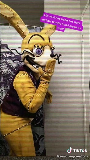 Glitchtrap Cosplay Showcase