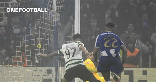 Police step in near FC Porto bus after Taça de Portugal derby