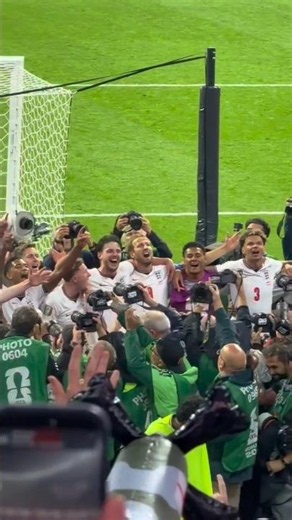 SCENES AT THE FINAL WHISTLE: Fans and Players Sing "Wonderwall" Mexico 2-3 England