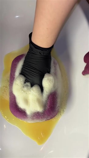 💛💜Finally a new video😍🙏 Today I have for you guys a soft epoxy soaked in a saved combo and when I tell you that this smellt absolutely amazing then I’m saying the truth🤤 Rinse will follow🫧💛 Hope you guys enjoy!;) #