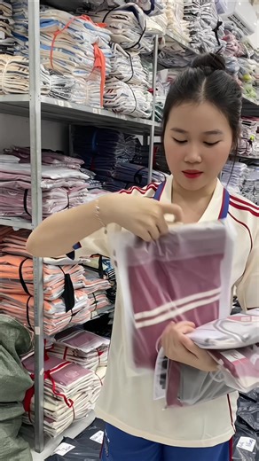 Mẫu Hott 13againn - Chốt Live Kẻo Hết