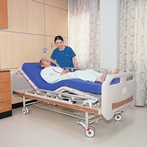 [Hot Item] Two Function Hospital Manual Bed with Central Brake Wheels