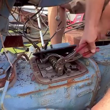 Will This '70s Ford 4000 Tractor START? | Genius Cars Plus