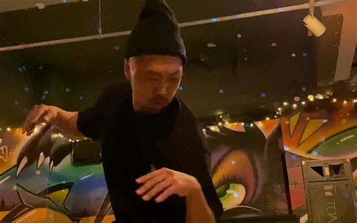 【看古大爷跳舞永远是种享受】Gucchon最新骚气到爆的表演赛battle