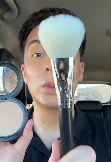 How to Use Setting Powder for Natural Makeup Finish