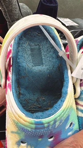 Belinda Adame O’Brien | Consignors- as you’re gathering your items be super SUPER PICKY about what you choose to sell! We want your BEST! Not your junk! Once the... | Instagram