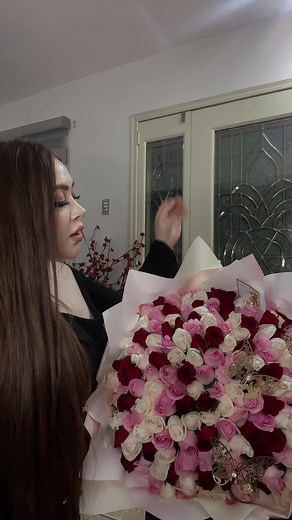 Beautiful Bouquet Arrangement with Red and White Roses