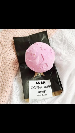 The 2010s Bath Bomb Craze: A Nostalgic Trend