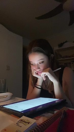 Creative Writing Techniques Using a Tablet