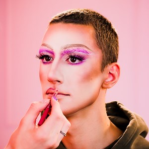 381K views · 2.9K reactions | Drag queen makeup transformation!  | 5-Minute Crafts | Facebook