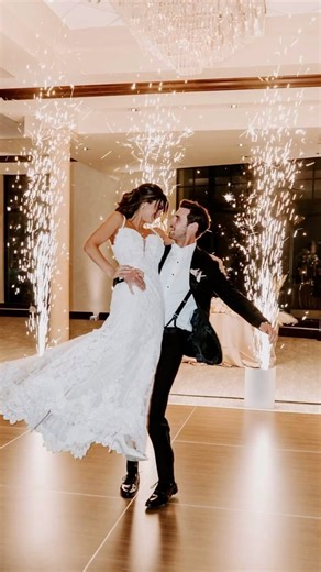 From our Signature move to our Clients photos 😍😍😍 #wedding #bride #weddinginspiration #weddingphotography #groom #weddinginspo | WeddingDance.net